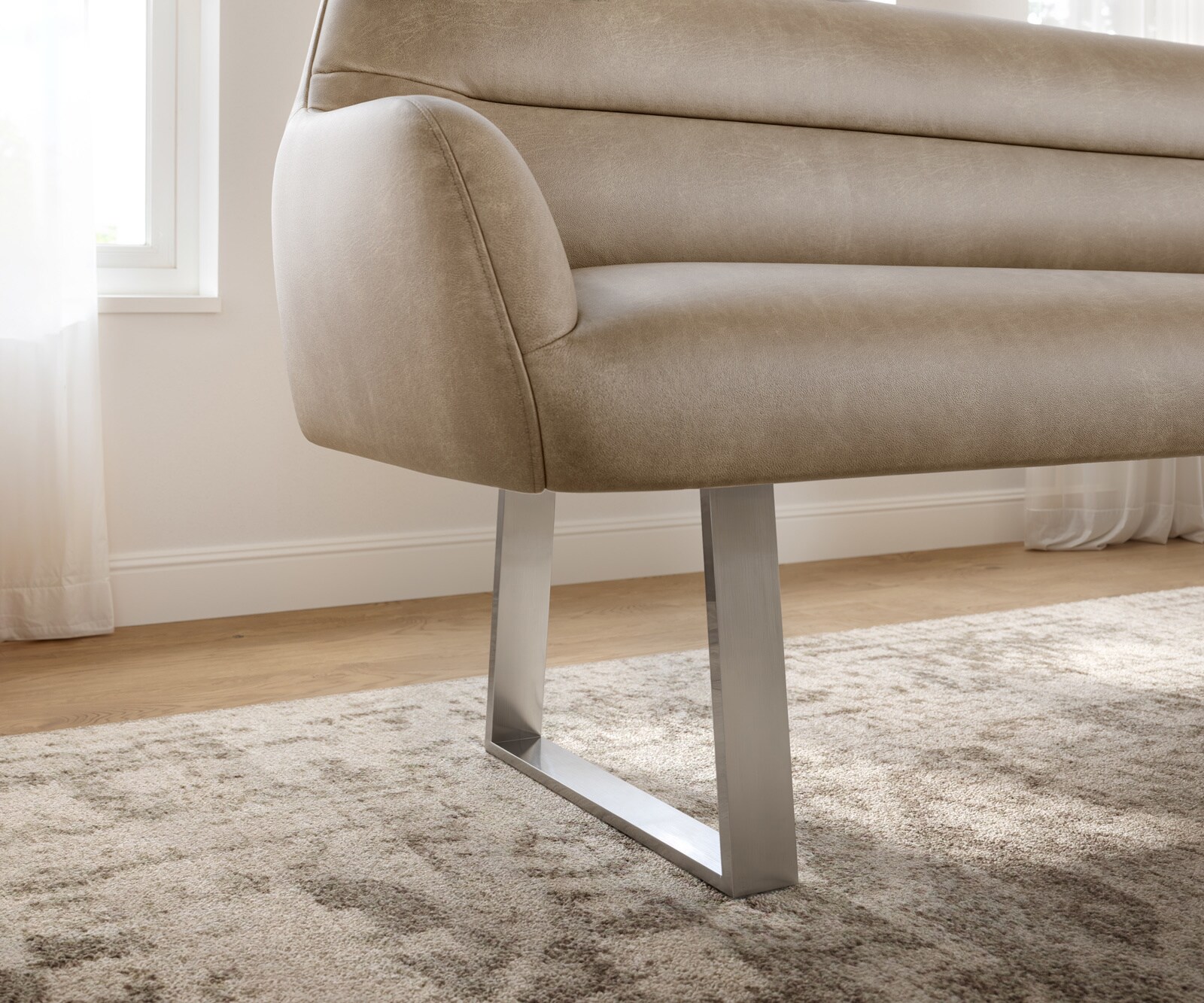 Eetkamerbank Taya-Flex 200 cm microvelours beige vintage gekant sledeframe roestvrij staal pocketvering 4