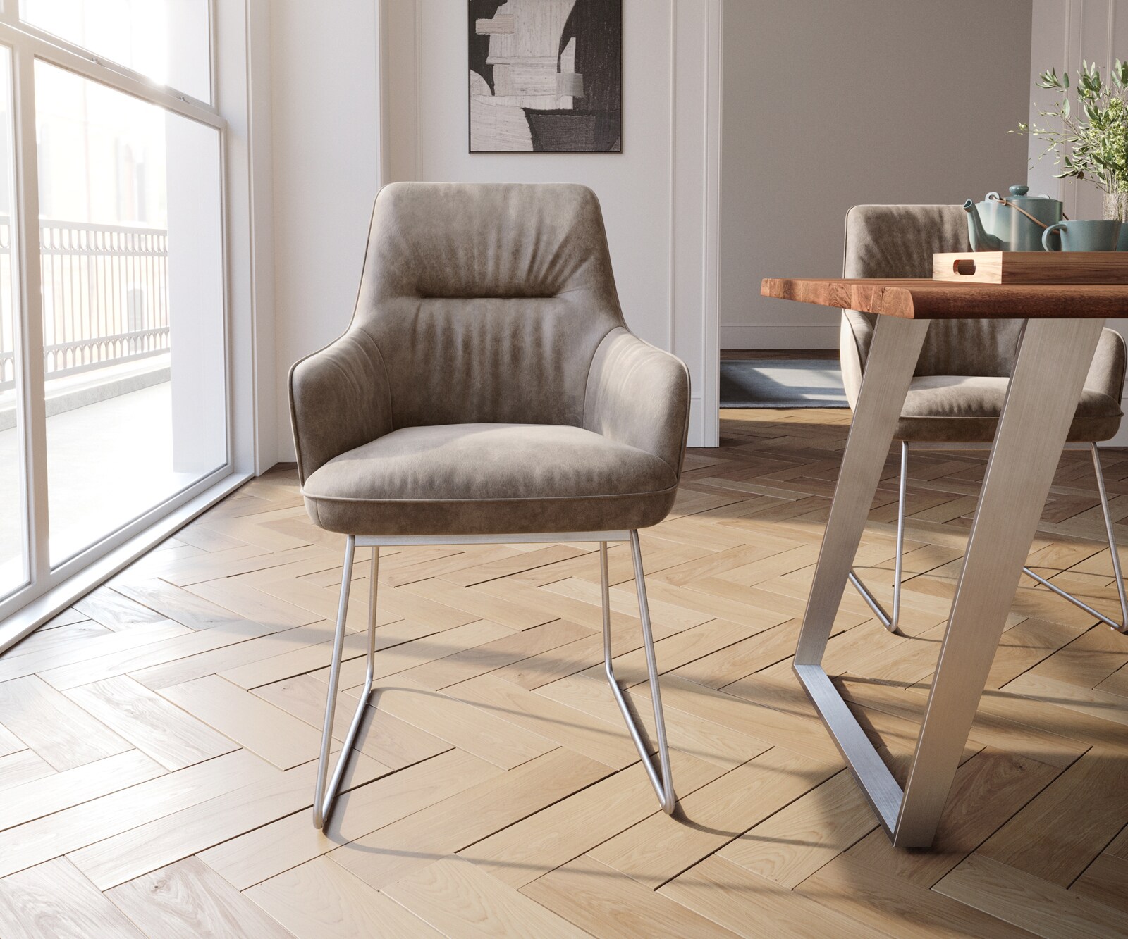 Eetkamerstoel Zelia-Flex met armleuning microvelours taupe vintage slipframe roestvrij staal pocketveer kern 1