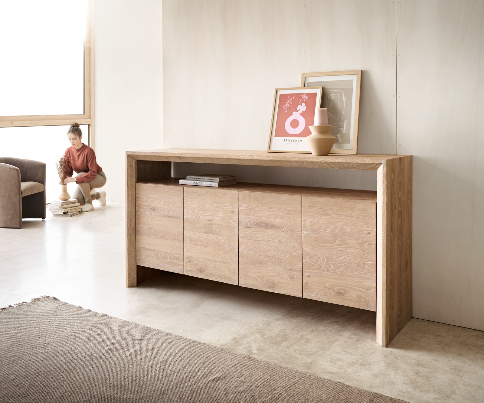 Dressoir Assuan 175 cm Gekalkte eik 4 deuren 1 vak Dressoir Assuan 175 cm Gekalkte eik 4 deuren 1 vak