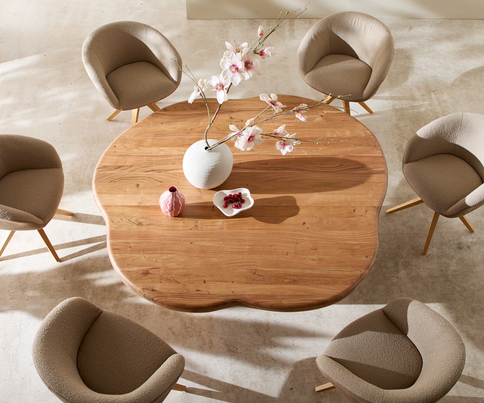 Eettafel Orbion 180x175 acacia natuur houten onderstel 4