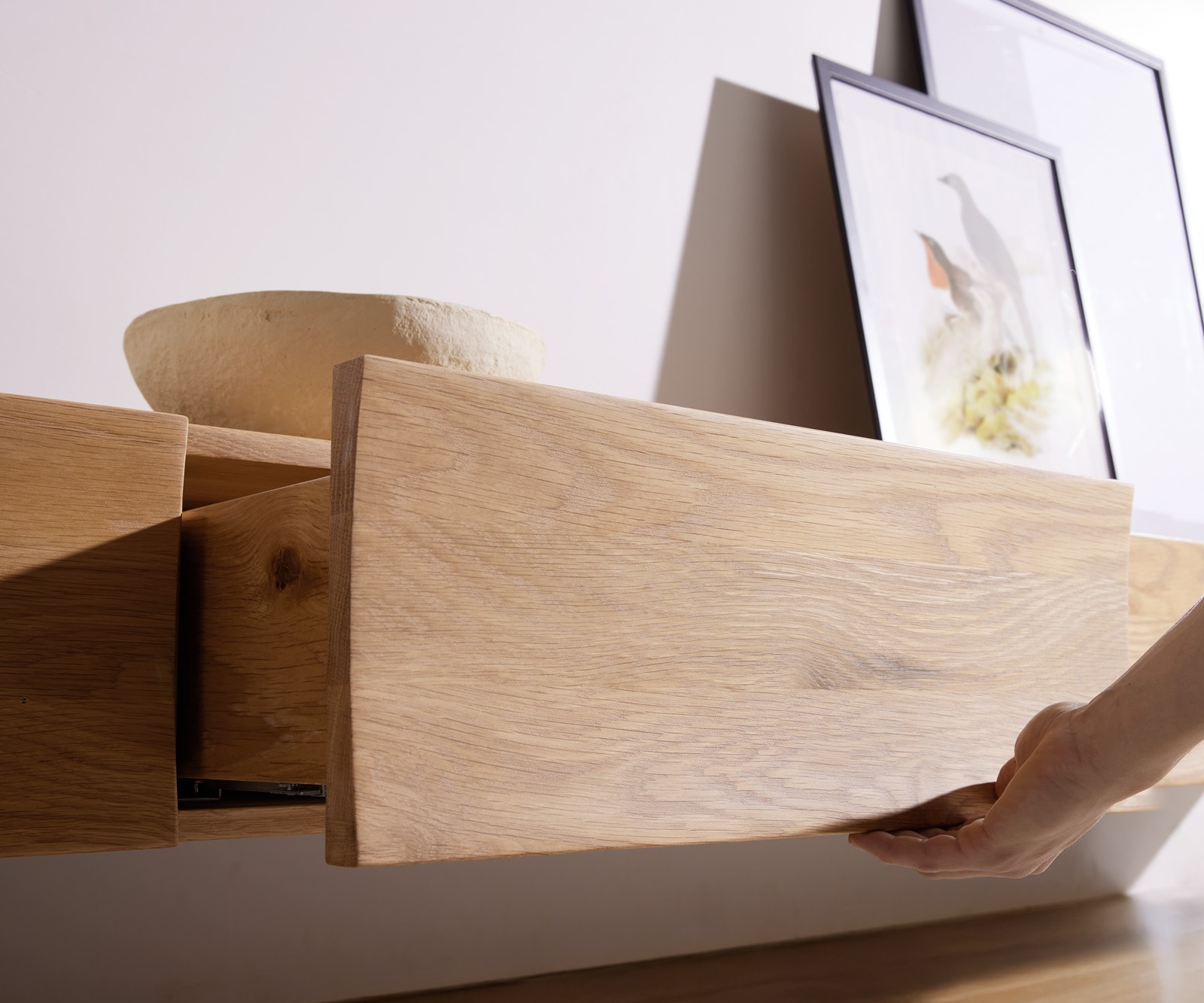 Tv-meubel Wyatt 220 cm eiken natuur 4 laden zwevend 2 Tv-meubel Wyatt 220 cm eiken natuur 4 laden zwevend 2