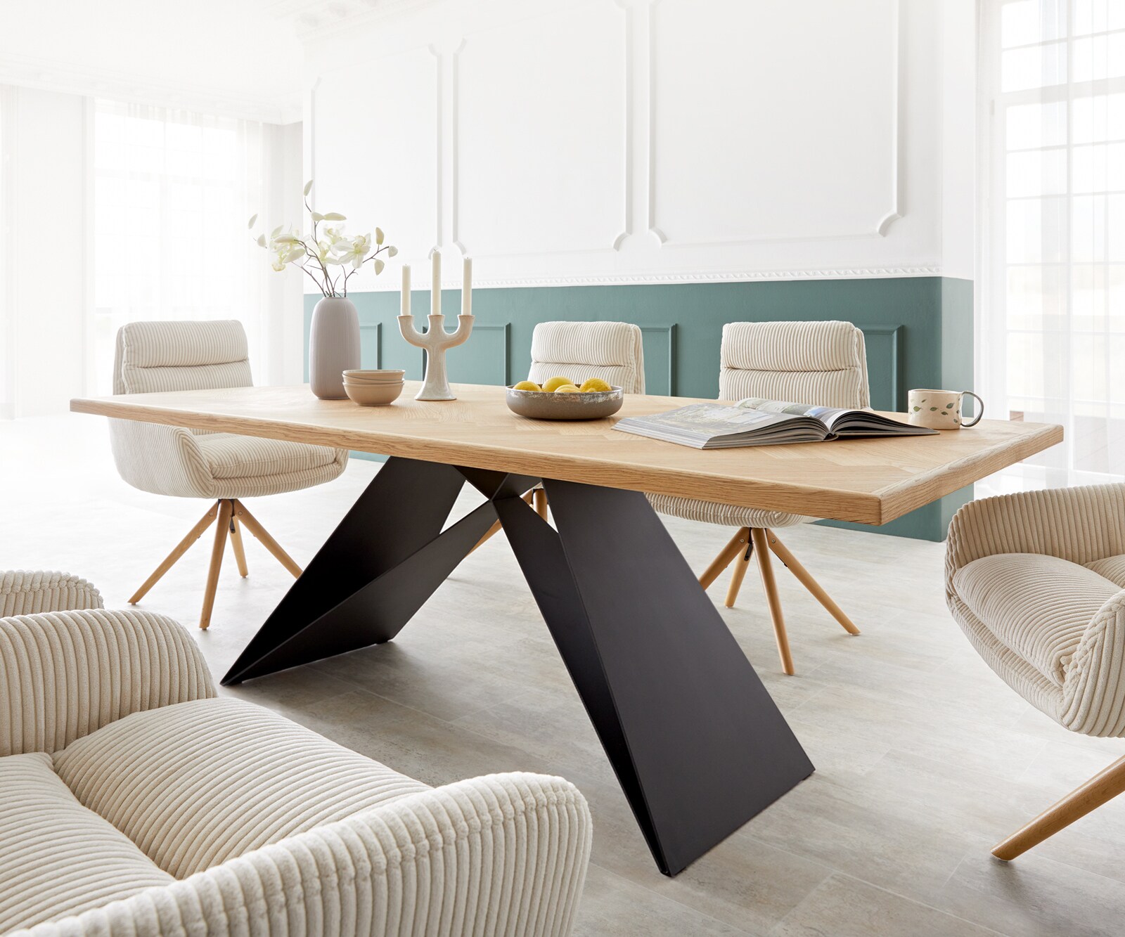Eettafel Edge-Pure 200x100 eiken natuur Fishbone V-frame staal  zwart