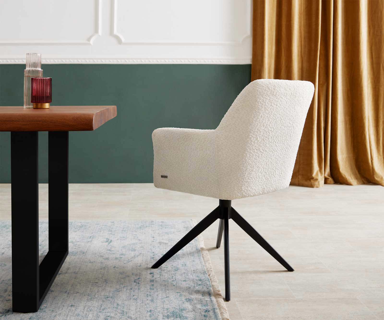 Draaistoel Xana-Flex met armleuning bouclé wit kruisframe breed zwart 360° draaibaar pocketveer kern 4 Draaistoel Xana-Flex met armleuning bouclé wit kruisframe breed zwart 360° draaibaar pocketveer kern 4