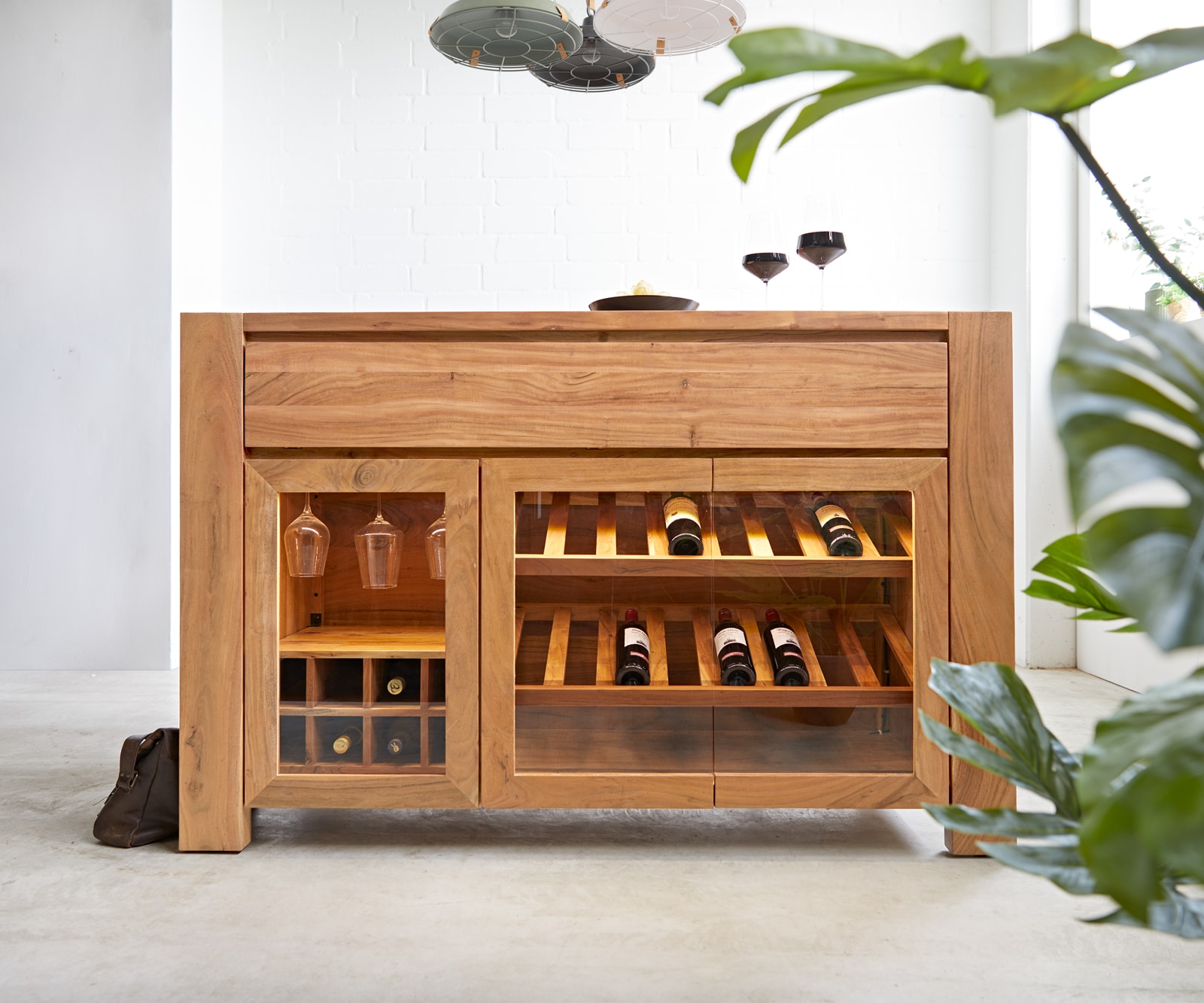 Barkast Hedora 160x75 cm acacia natuur met verlichting 1 Barkast Hedora 160x75 cm acacia natuur met verlichting 1