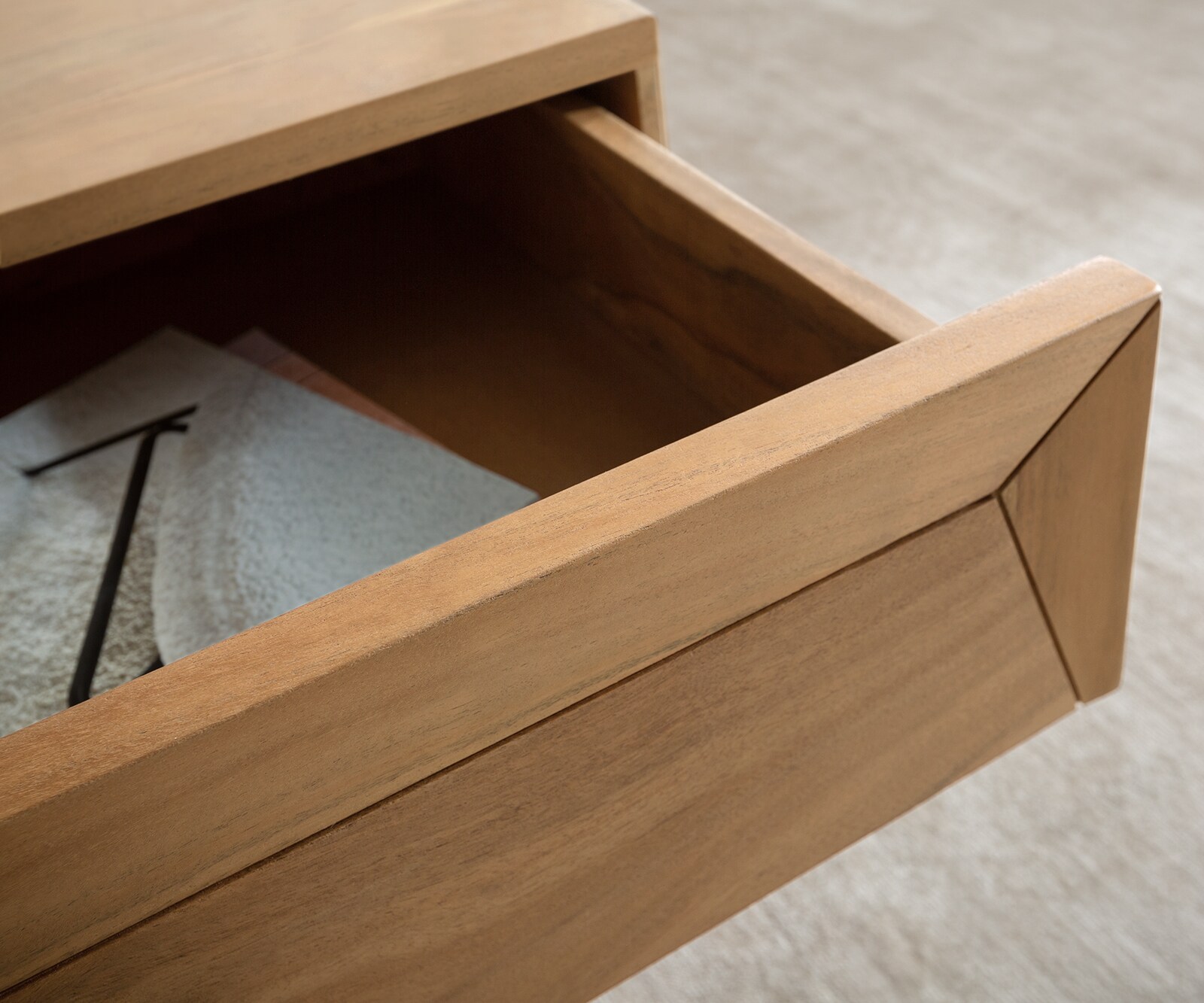 Salontafel Kayu 60x60 cm acacia natuur 2 laden V-poot 4