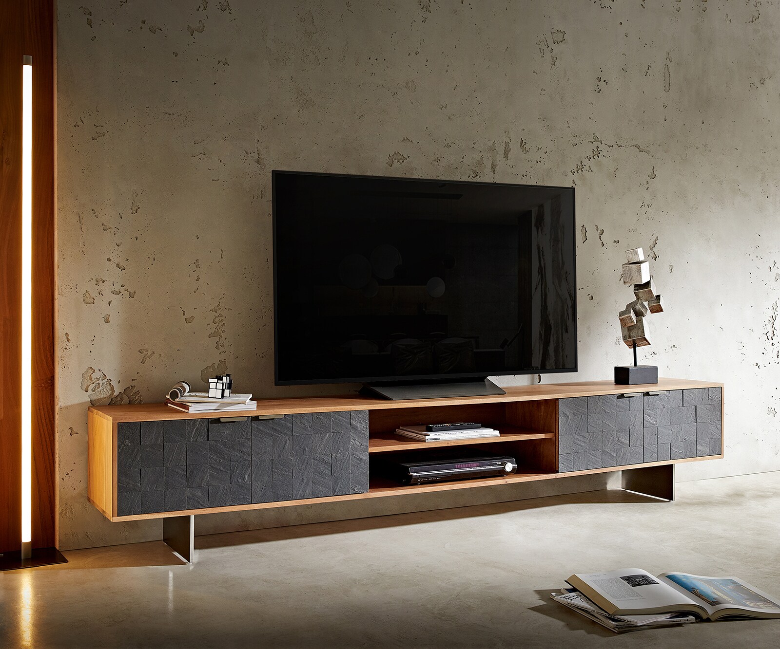 Tv-meubel Teele 240 cm acacia natuurleisteen 4 deurs poot drijvend roestvrij staal
