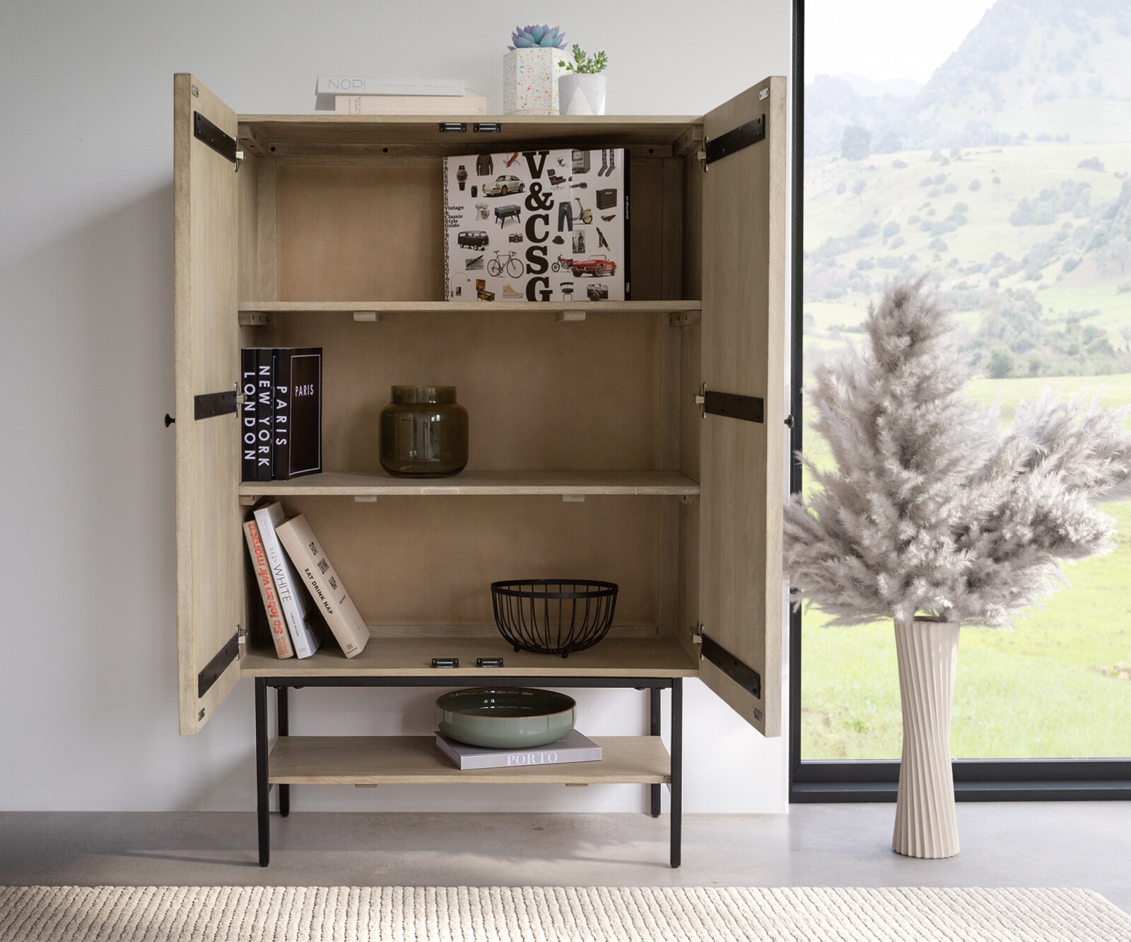 Dressoir Nestos 90x140 cm Mango White Wash metaal zwart 2 deuren 3