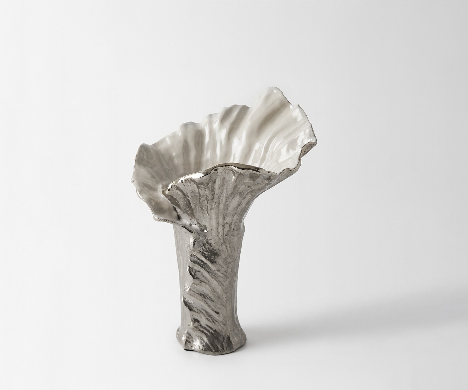 Vaas Floris B31 x D30 x H42 cm Aluminium Platin Opal Handgemaakt
