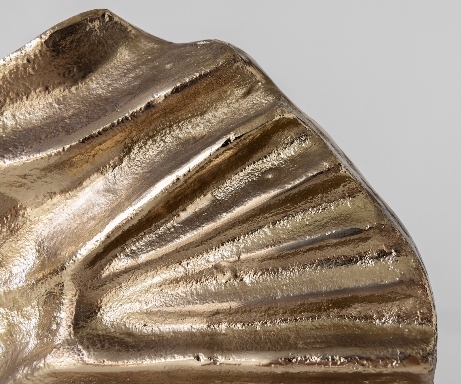 Vaas Nerina B47 x D18 x H42 cm Aluminium Champagner Handgemaakt 6