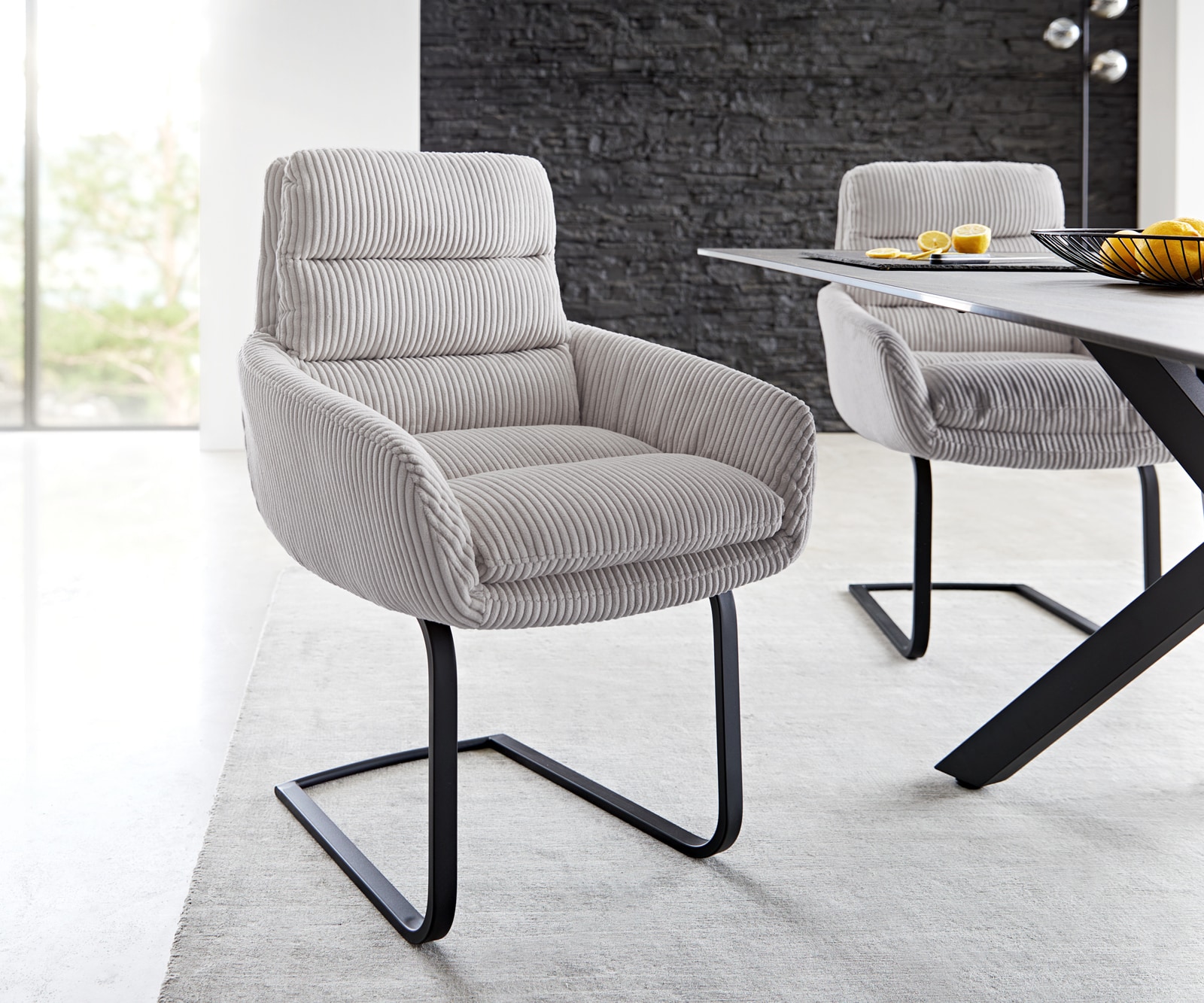 Sledemodel Abelia-Flex met armleuning koord zilver grijs sledemodel vlak zwart Sledemodel Abelia-Flex met armleuning koord zilver grijs sledemodel vlak zwart