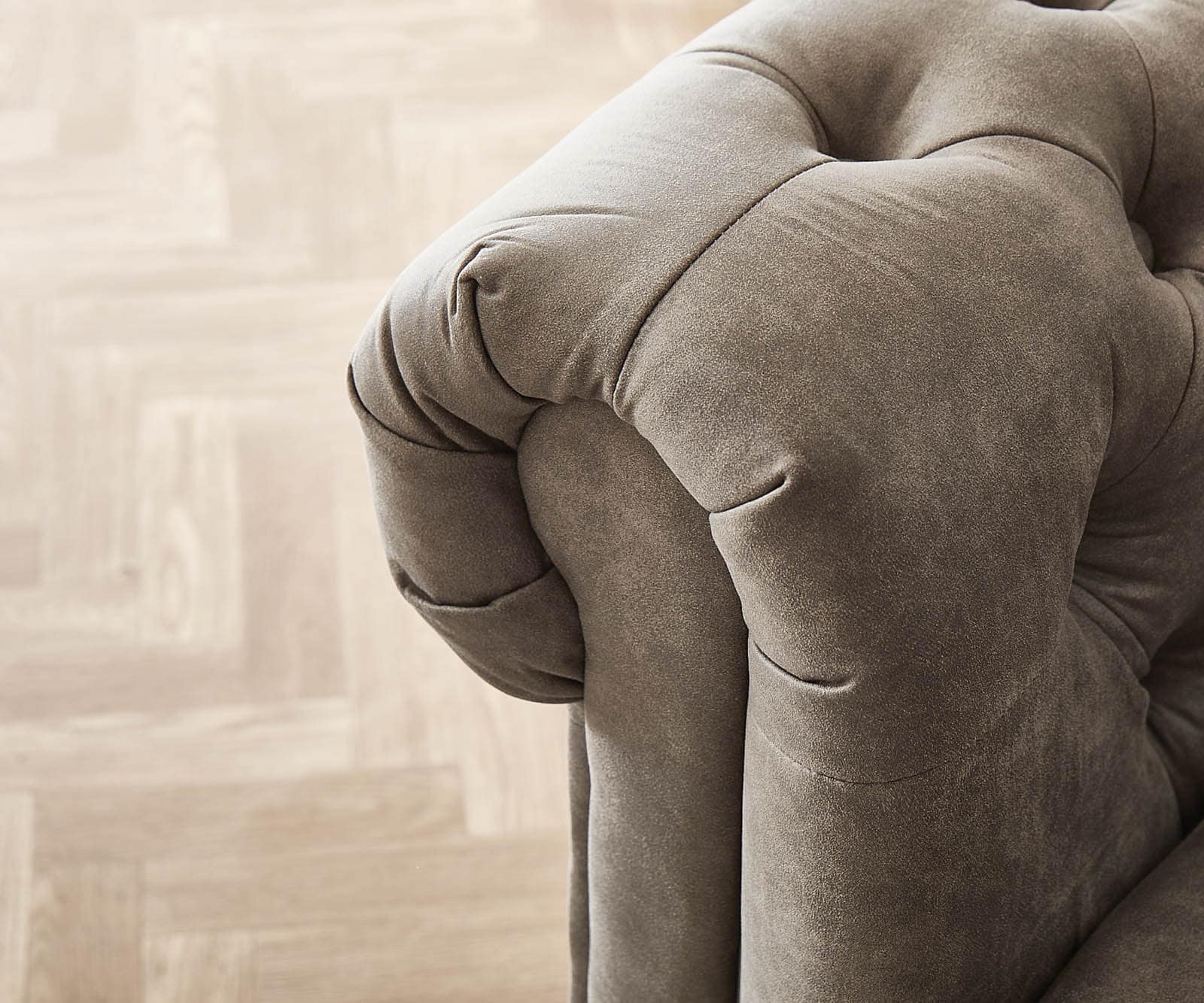 Bank Chesterfield 200x88 taupe suède-look 3-zitsbank 5