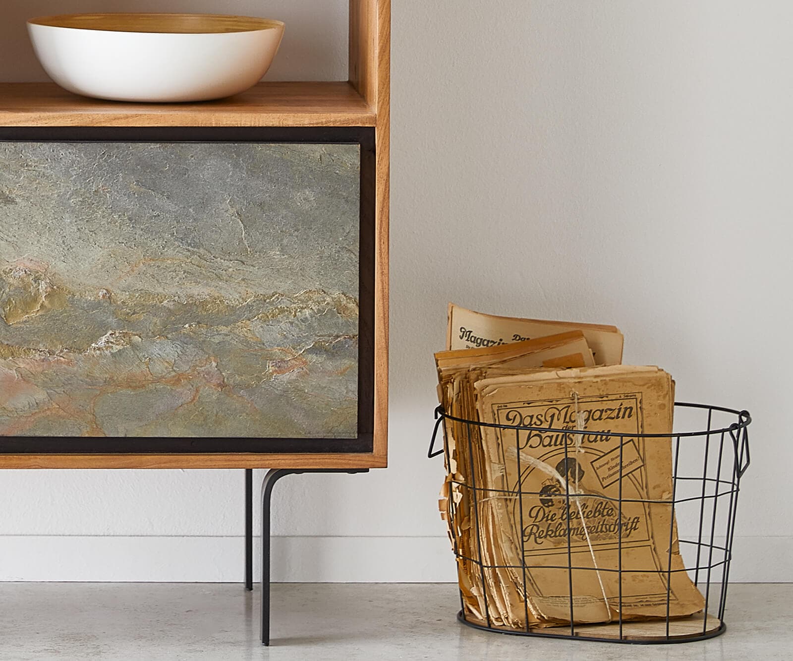 Boekenkast Juwelo 88 cm acacia natuur steenfineer metaal zwart 5 Boekenkast Juwelo 88 cm acacia natuur steenfineer metaal zwart 5