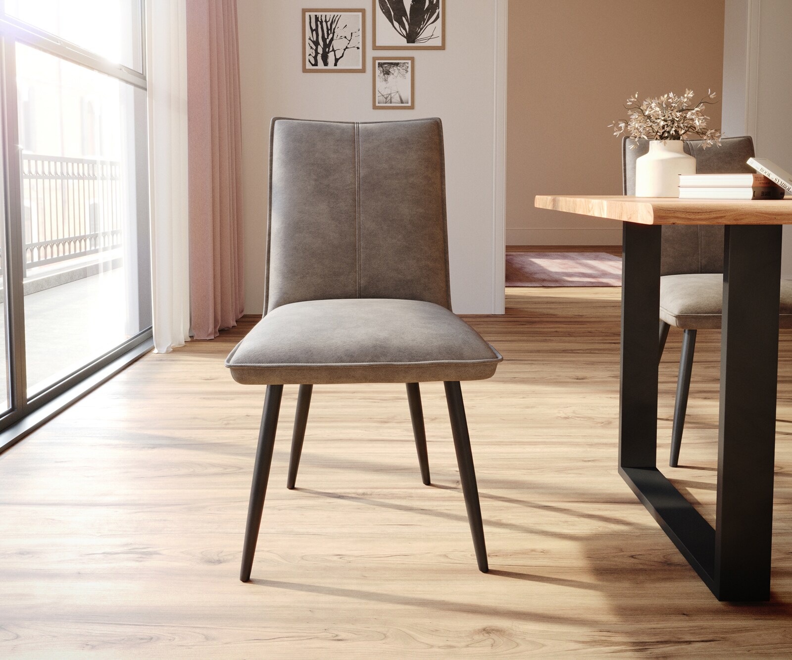 Eetkamerstoel Lelio-Flex microvelours taupe vintage 4-poot conisch zwart pocketveer kern 1 Eetkamerstoel Lelio-Flex microvelours taupe vintage 4-poot conisch zwart pocketveer kern 1