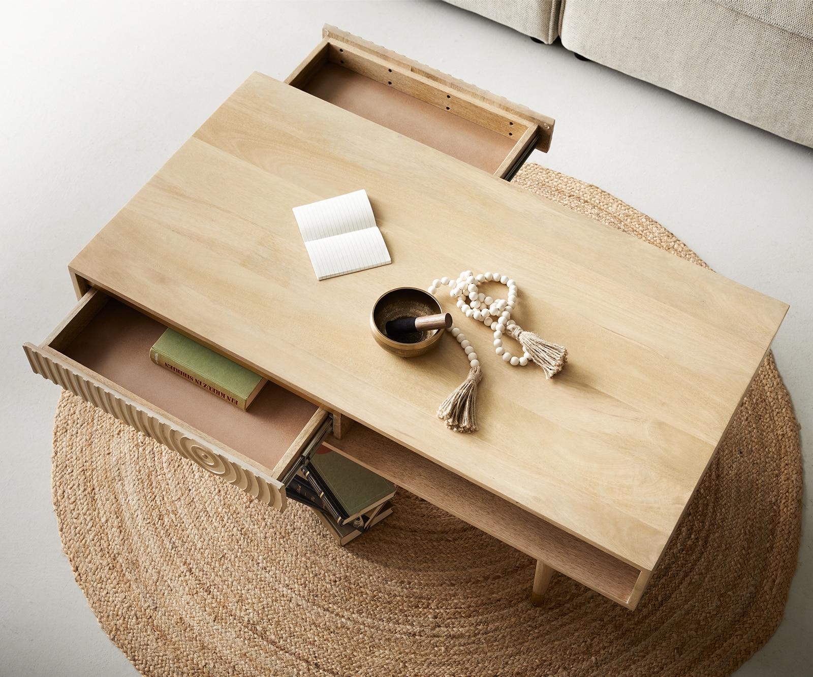 Salontafel Budaya mango natuur 115x60 cm 2 laden 1 plank poot rond 4 Salontafel Budaya mango natuur 115x60 cm 2 laden 1 plank poot rond 4