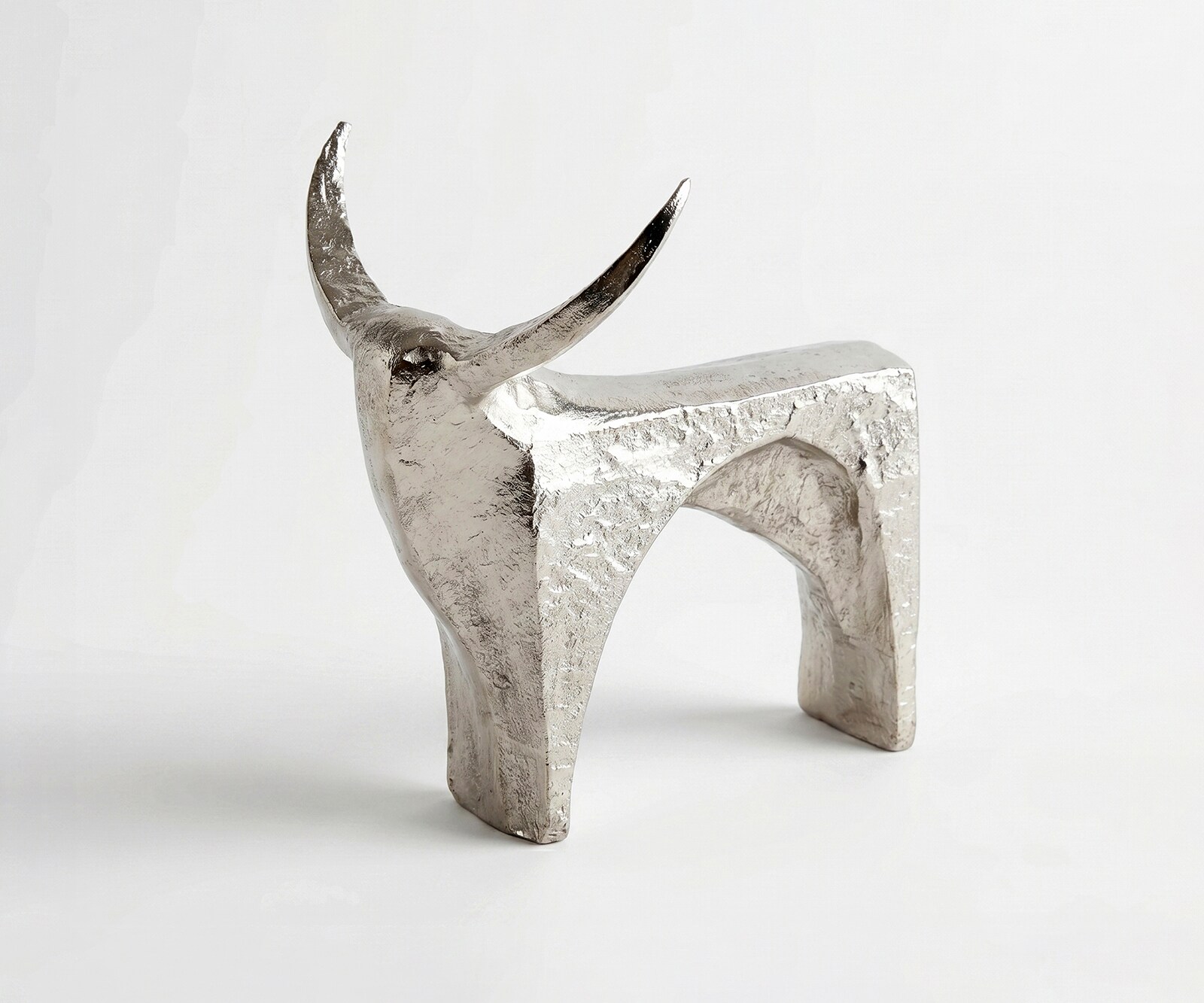 Beeldje Savaro B37 x D22 x H44 cm Aluminium Platin Handgemaakt