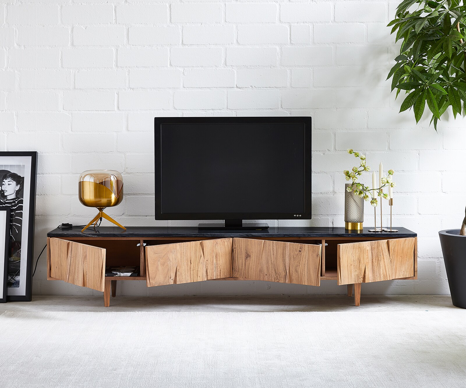 Tv-meubel Shia 200cm natuur acacia marmer zwart 4 deuren 4