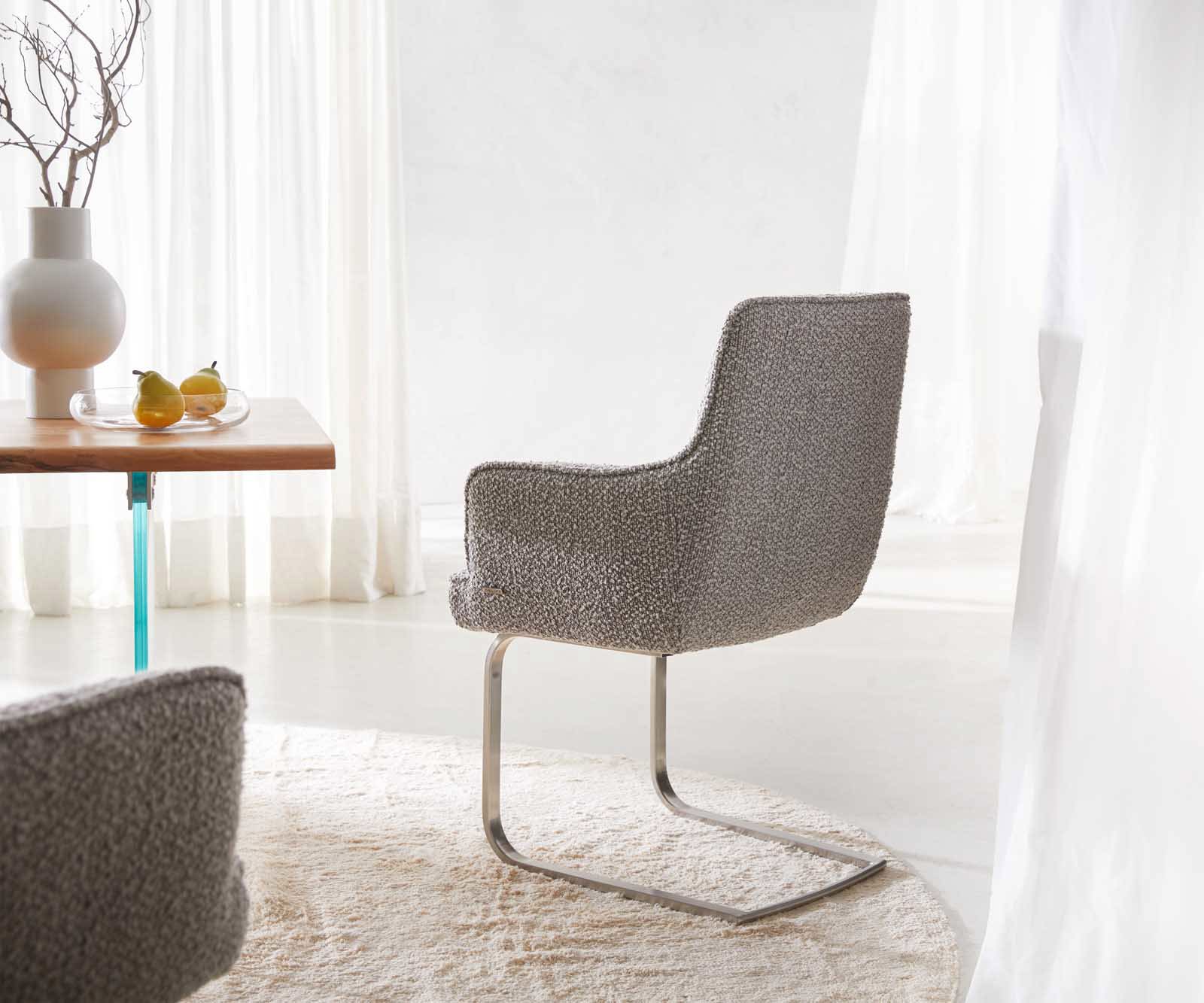 Sledemodel Heira-Flex met armleuning bouclé zilver grijs sledemodel vlak roestvrij staal pocketveer kern 4 Sledemodel Heira-Flex met armleuning bouclé zilver grijs sledemodel vlak roestvrij staal pocketveer kern 4