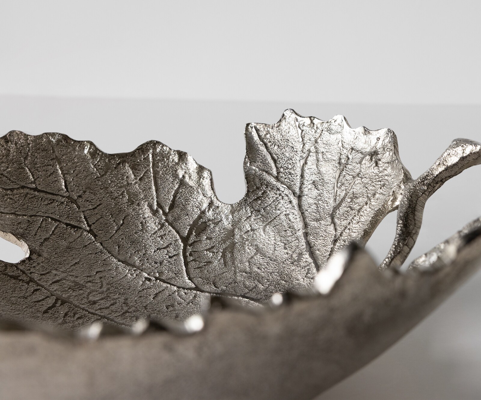 Schaal Folia B41 x D38 x H12 cm Aluminium Platin Handgemaakt 3