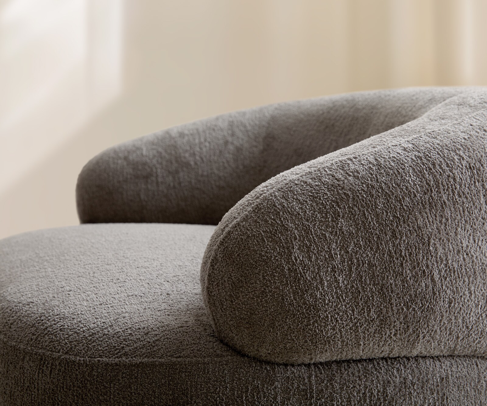 Fauteuil Nova 88x88 cm bouclé Soft Mud 4