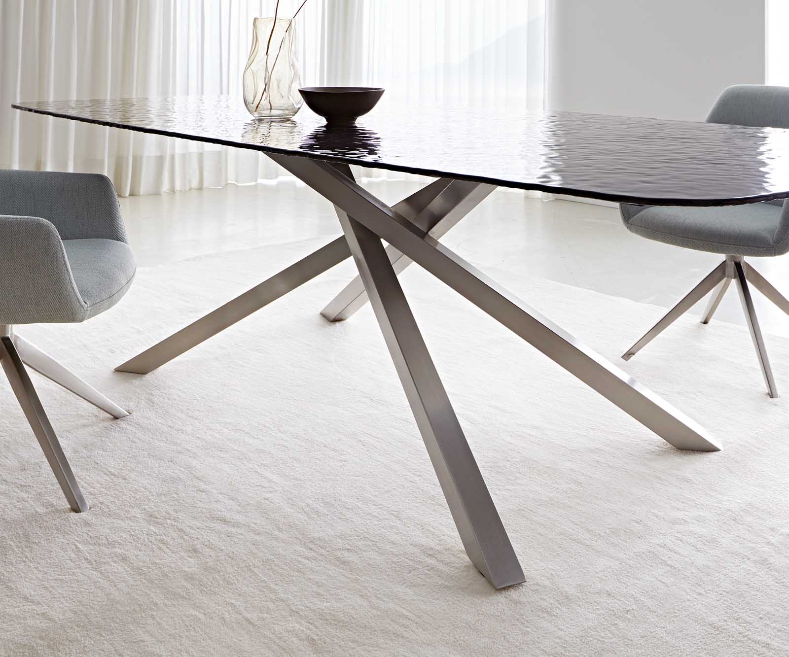 Eetkamertafel Edge Boot 240x120 Glas smelten rokerig zwart 3D-Relief kruisframe rechthoek RVS 7
