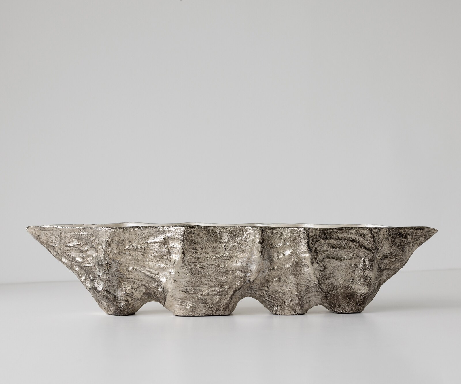 Schaal Riffa B70 x D16 x H15 cm Aluminium Platin Opal Handgemaakt 2