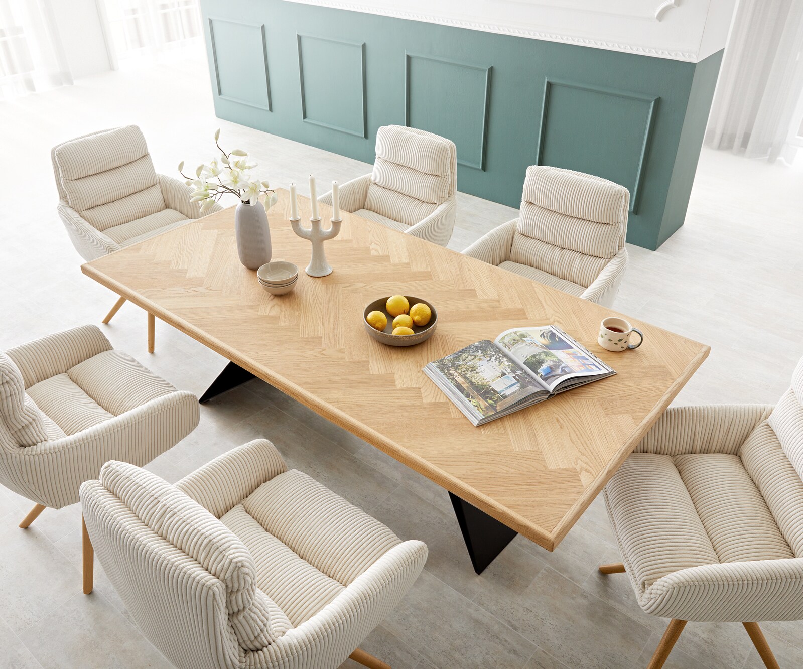Eettafel Edge-Pure 200x100 eiken natuur Fishbone V-frame staal  zwart 2