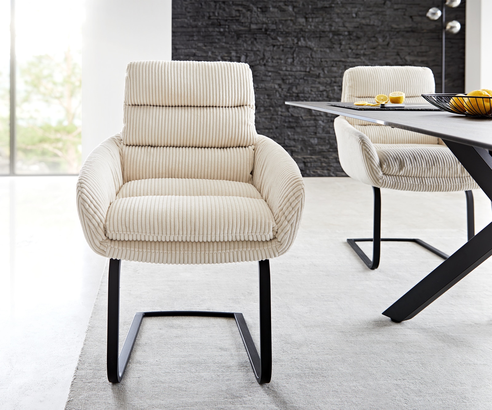 Sledemodel Abelia-Flex met armleuning koord beige sledemodel vlak zwart 1 Sledemodel Abelia-Flex met armleuning koord beige sledemodel vlak zwart 1