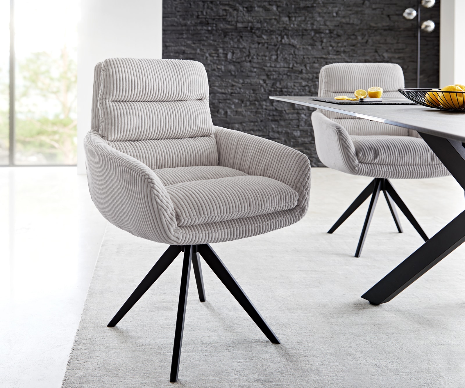 Eetkamerstoel Abelia-Flex met armleuning koord zilver grijs kruisframe hoekig zwart Eetkamerstoel Abelia-Flex met armleuning koord zilver grijs kruisframe hoekig zwart