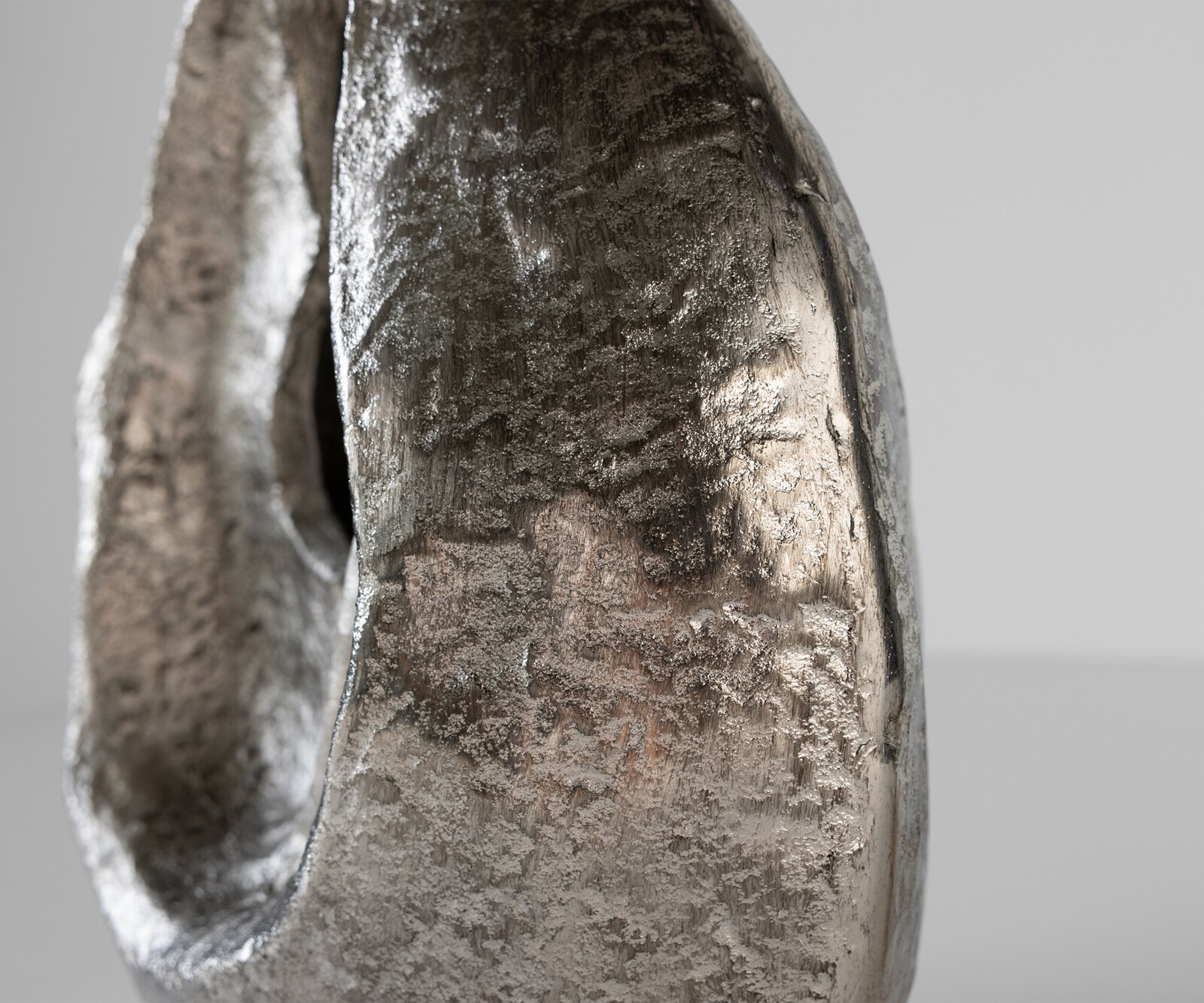 Sculptuur Nexora B34 x D17 x H40 cm Aluminium Platin Handgemaakt 3