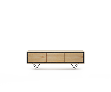 Lage houten kast met drie lades
