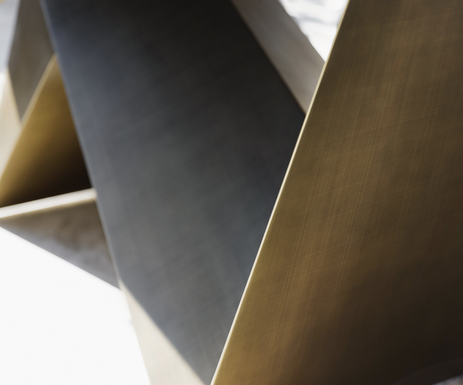 Eettafel Edge Oval 280x130 keramiek  Laminam® Emperador Extra Lucidato donkerbruin Origami metaal goud 6