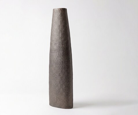 Vaas Conico B20 x D11 x H69 cm Aluminium Hämatit Gegoten