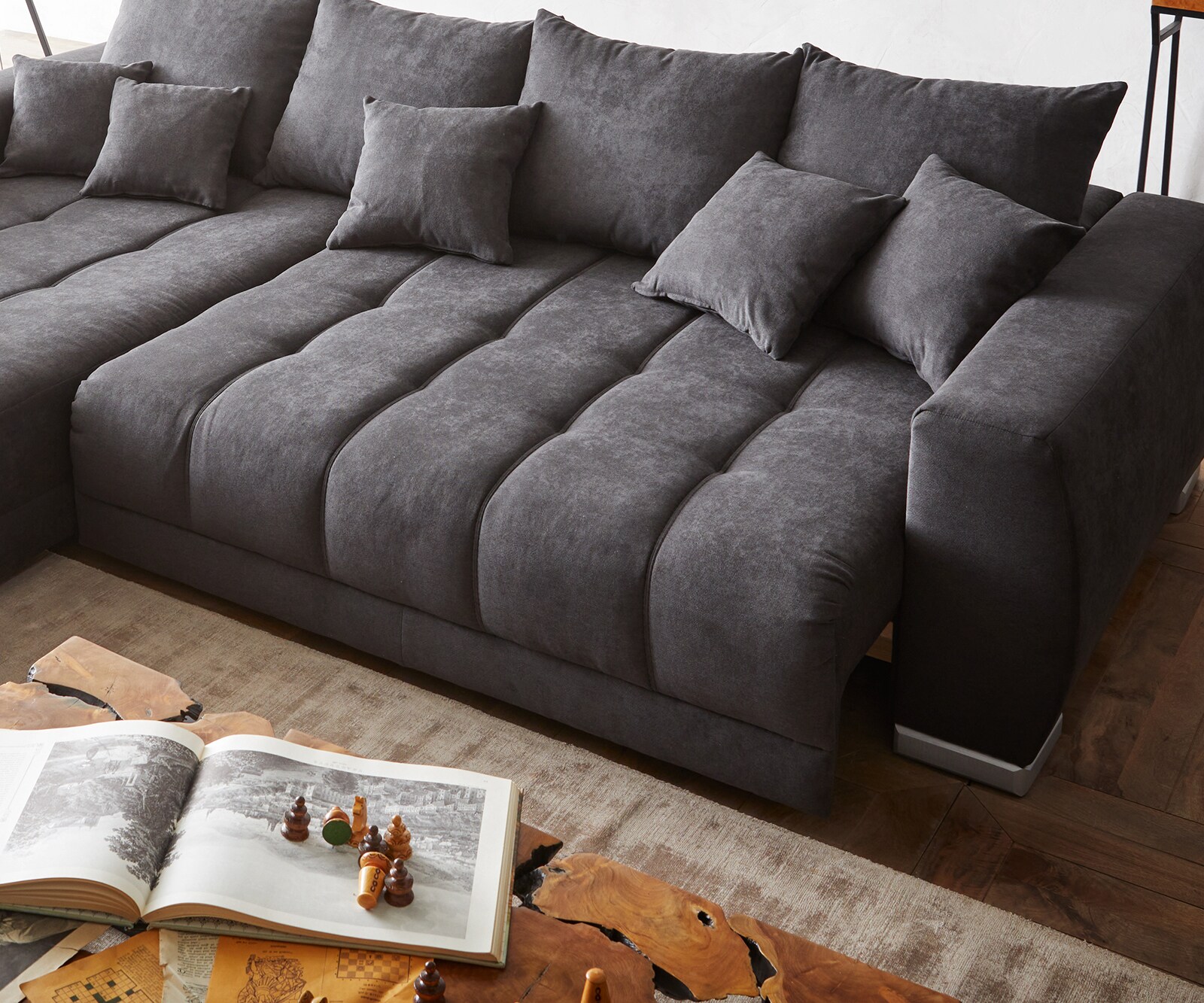 Hoekbank Nabor 300x230 cm microvezel zwart recamiere links incl. elektrische uittrekfunctie 3 Hoekbank Nabor 300x230 cm microvezel zwart recamiere links incl. elektrische uittrekfunctie 3