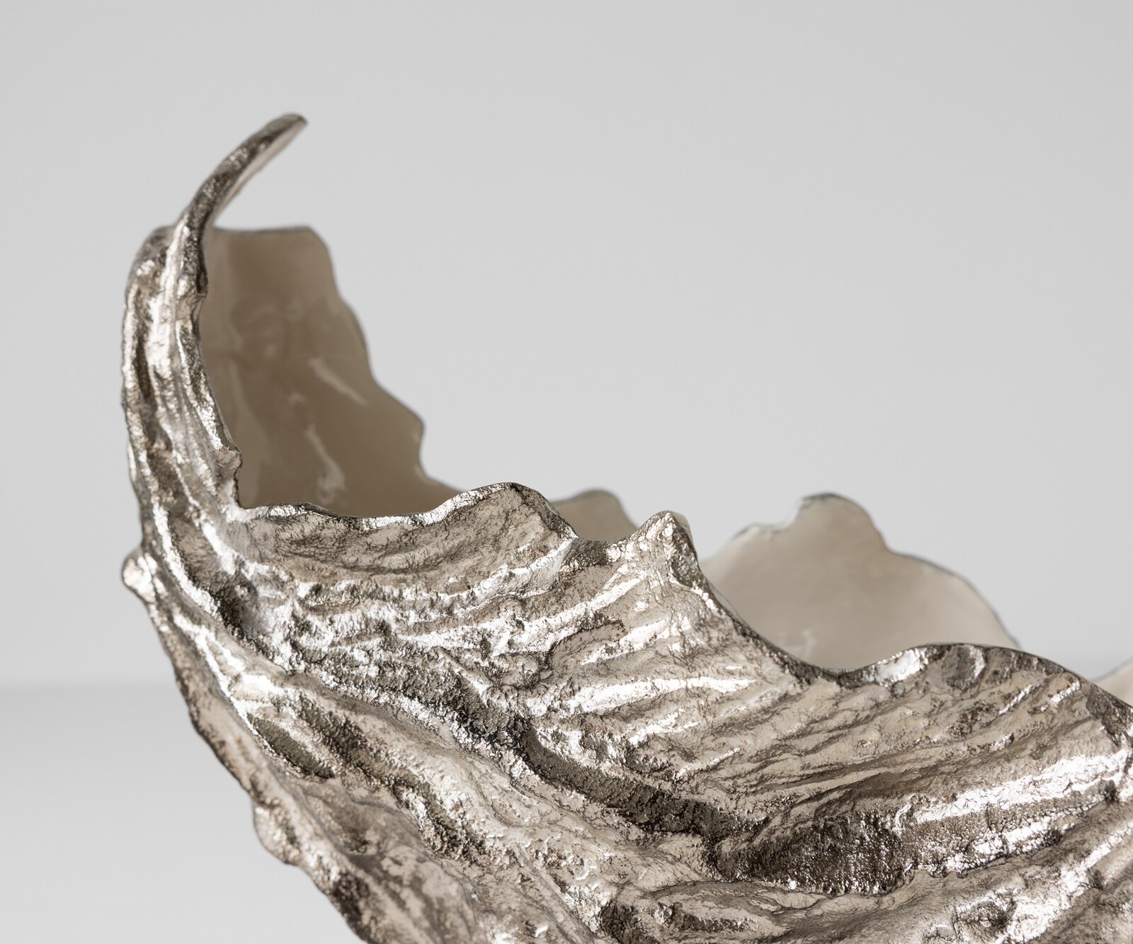 Schaal Maris B52 x D15 x H28 cm Aluminium Platin Opal Handgemaakt 2