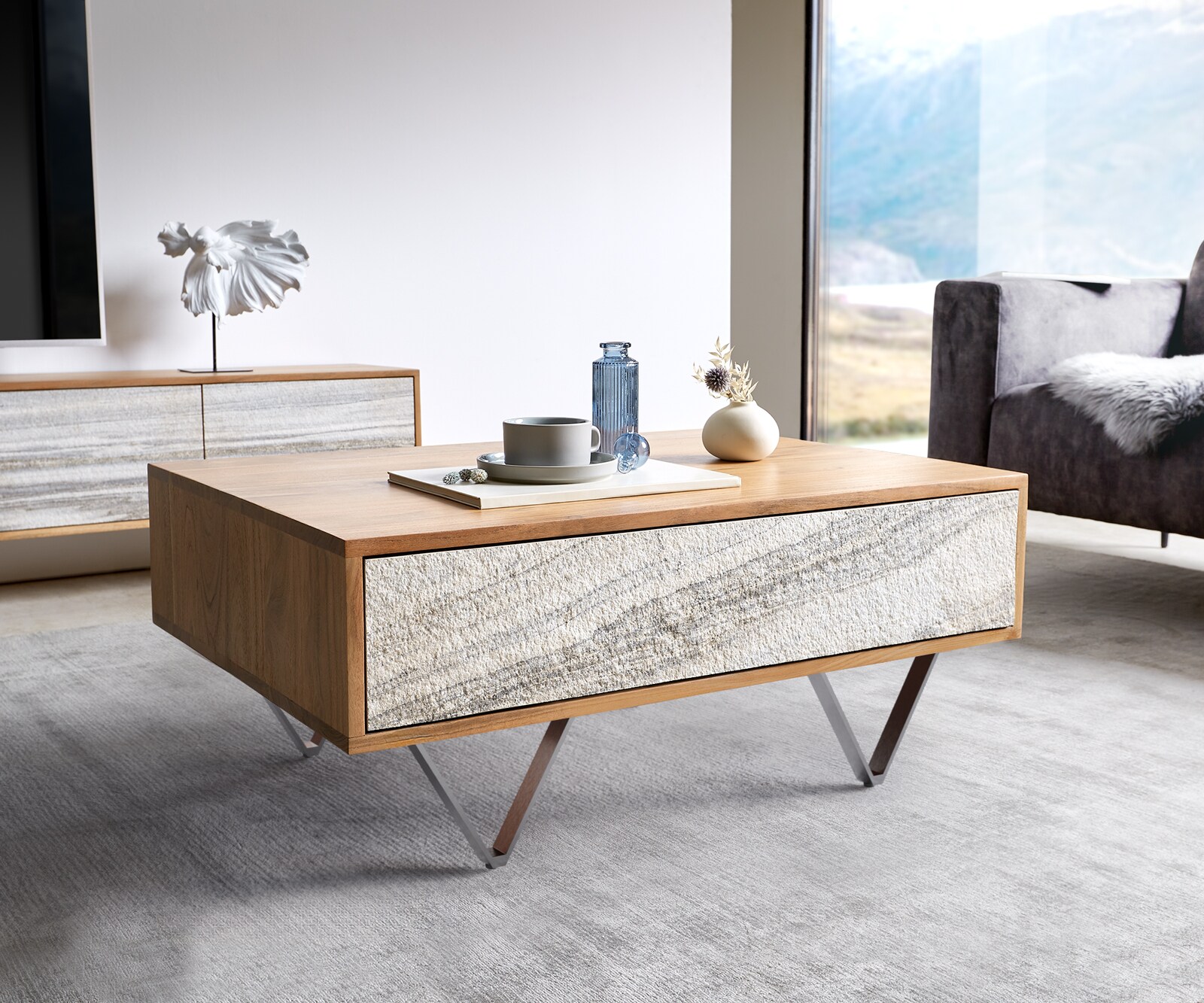 Salontafel Kleo 80x60 cm natuur  acacia 2 laden V-poot roestvrij staal