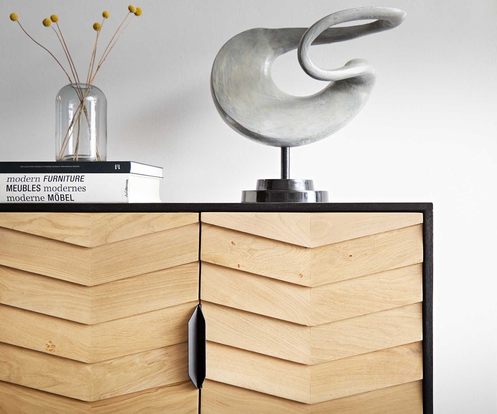 Dressoir Muvi 175 cm natuur eiken mango zwart metaal zwart 4 deuren 4