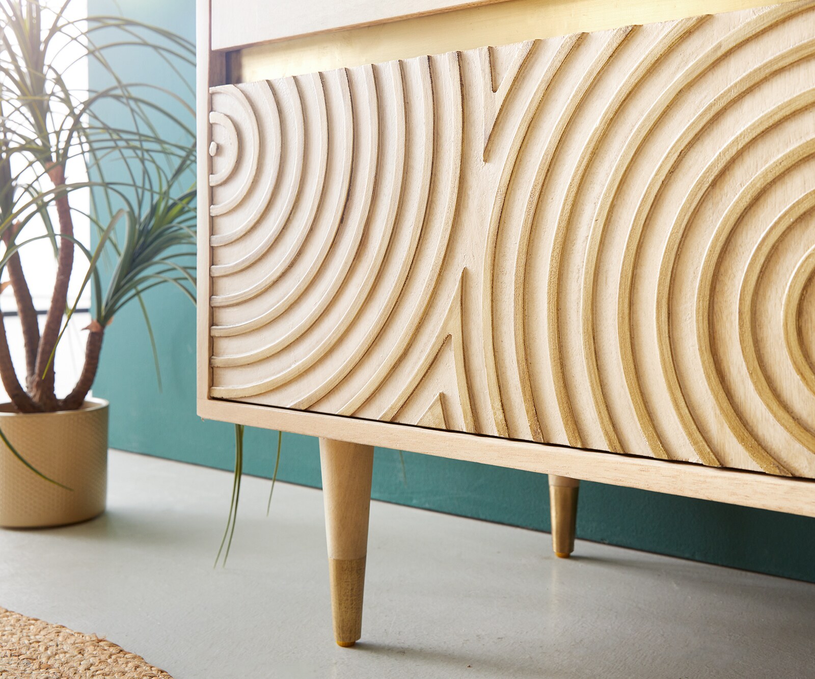 Vitrinekast Budaya 115x135 cm mango natuur 4 deuren poot rond 6