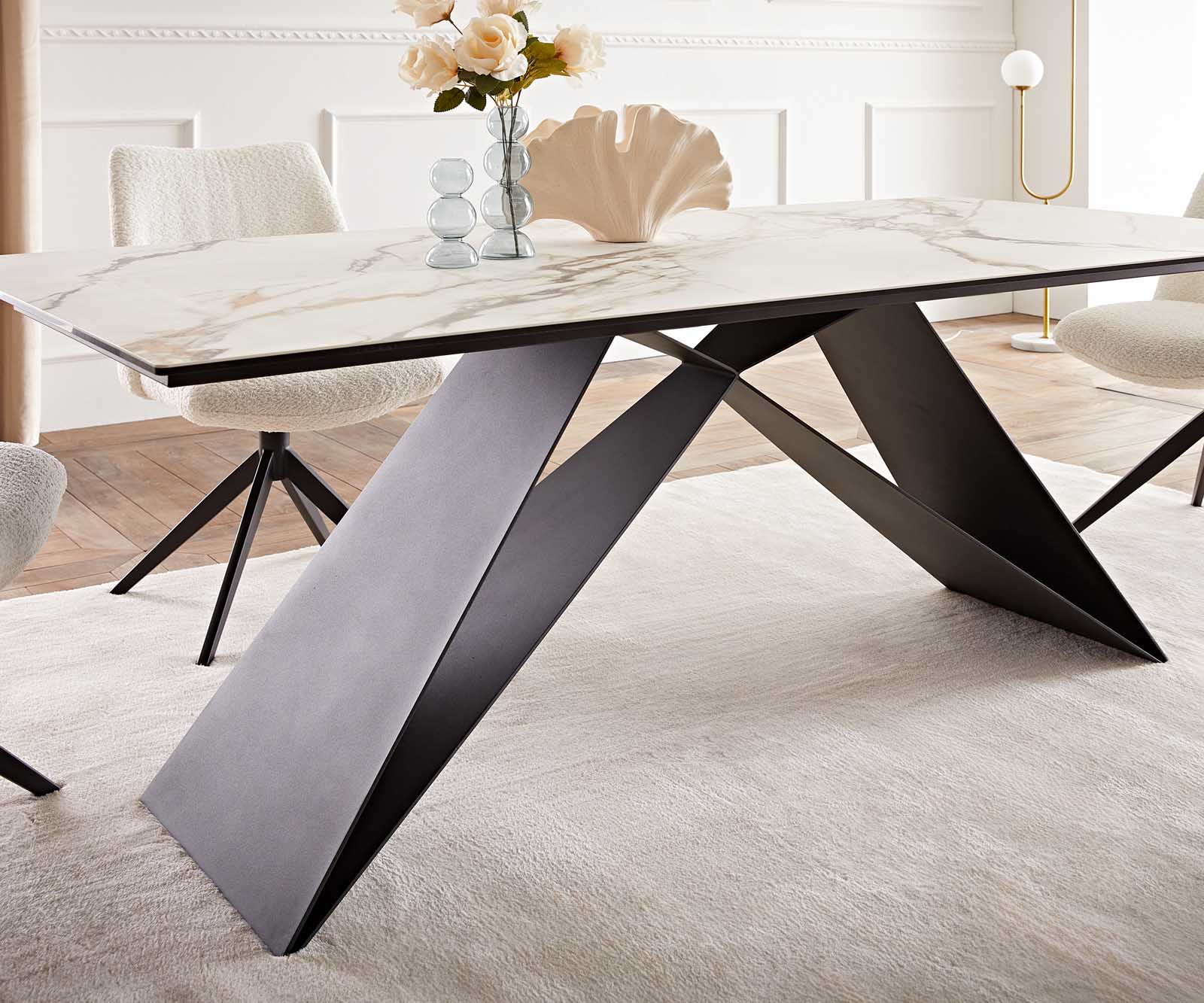 Eetkamertafel Edge 200x100 keramiek Calacatta Luxe wit-goud-grijs V-frame vlak staal zwart 7