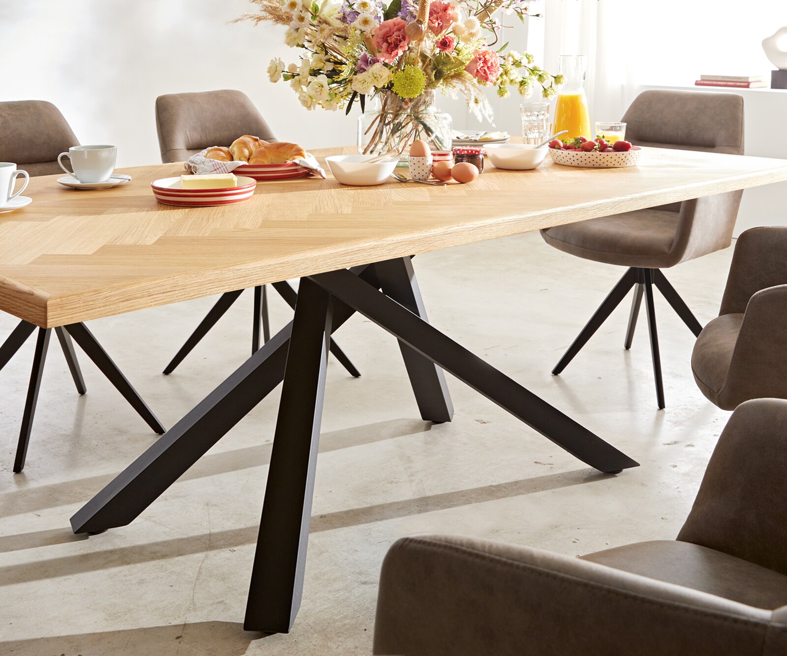 Eettafel Edge-Pure 200x100 eiken natuur Fishbone kruisframe rechthoek zwart 6
