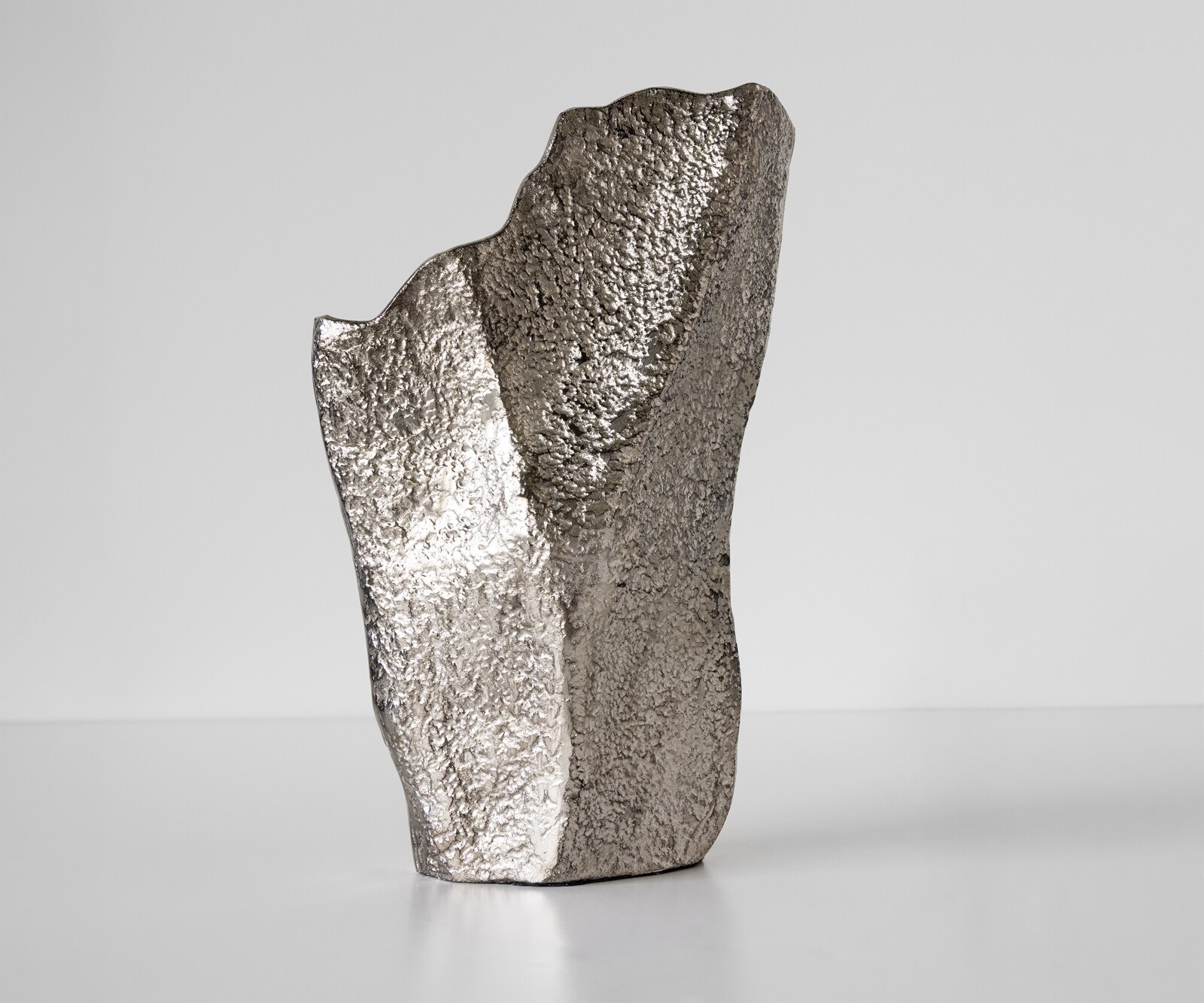 Vaas Cavira B29 x D16 x H48 cm Aluminium Platin Handgemaakt 1