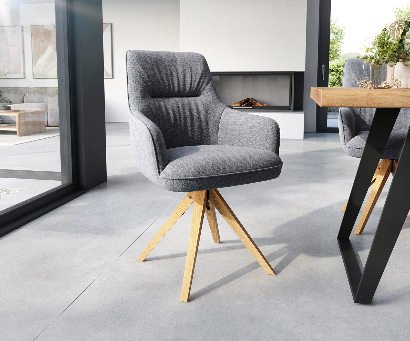 Eetkamerstoel Zelia-Flex met armleuning structuurstof lichtgrijs houten frame hoekig natuur pocketveer kern