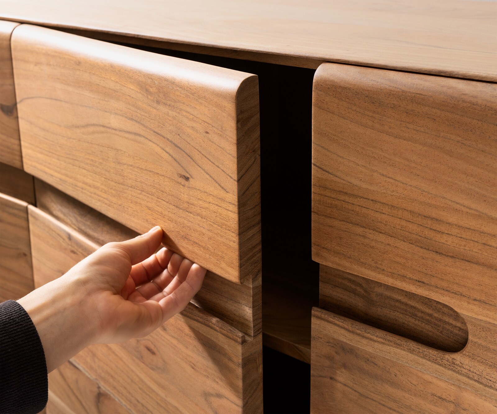 Dressoir Anaya 145 cm natuur acacia 3 deuren L-onderstel roestvrij staal 5