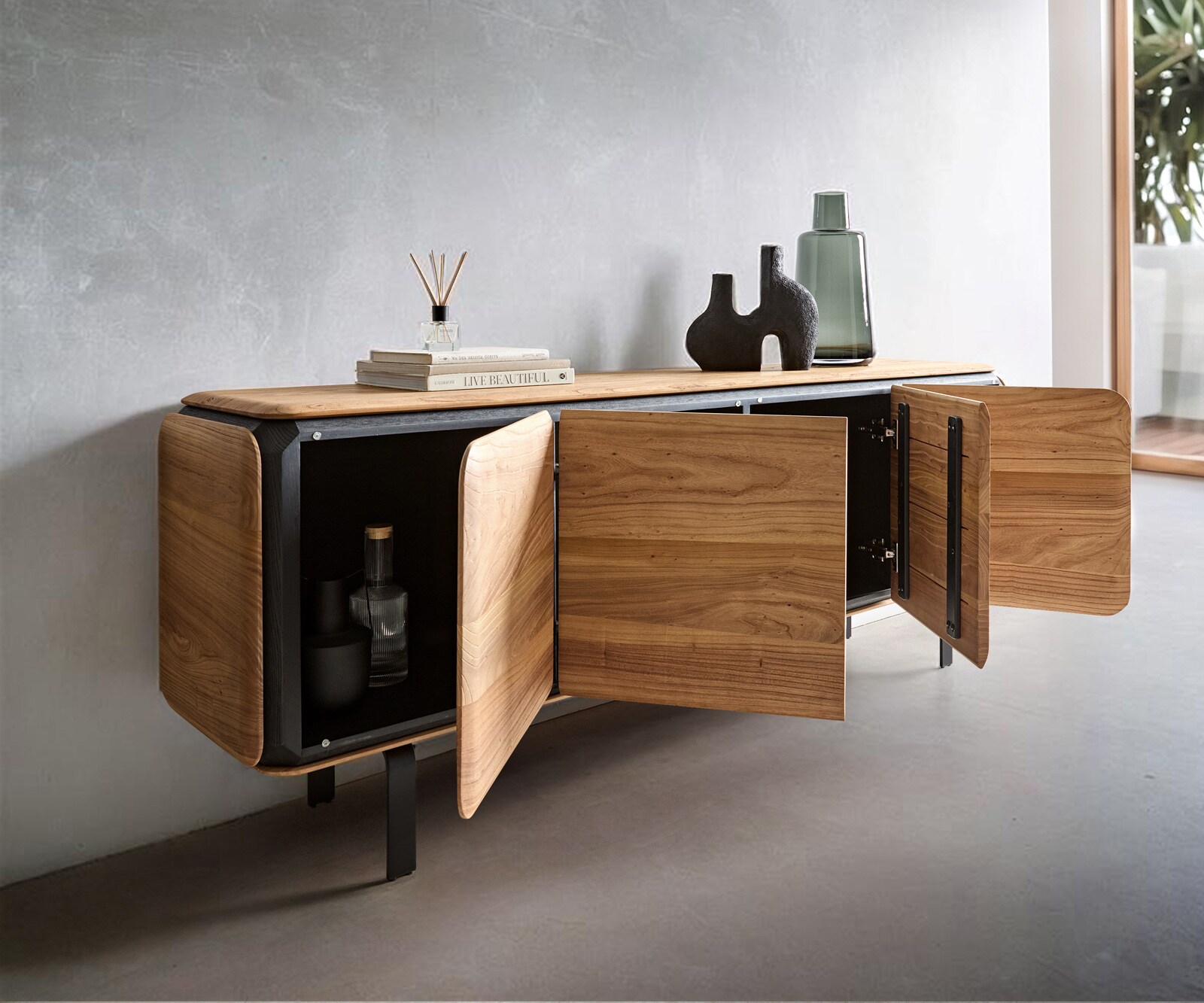Dressoir Giacinto 180 cm natuur iep 4 deuren L-onderstel zwart 1