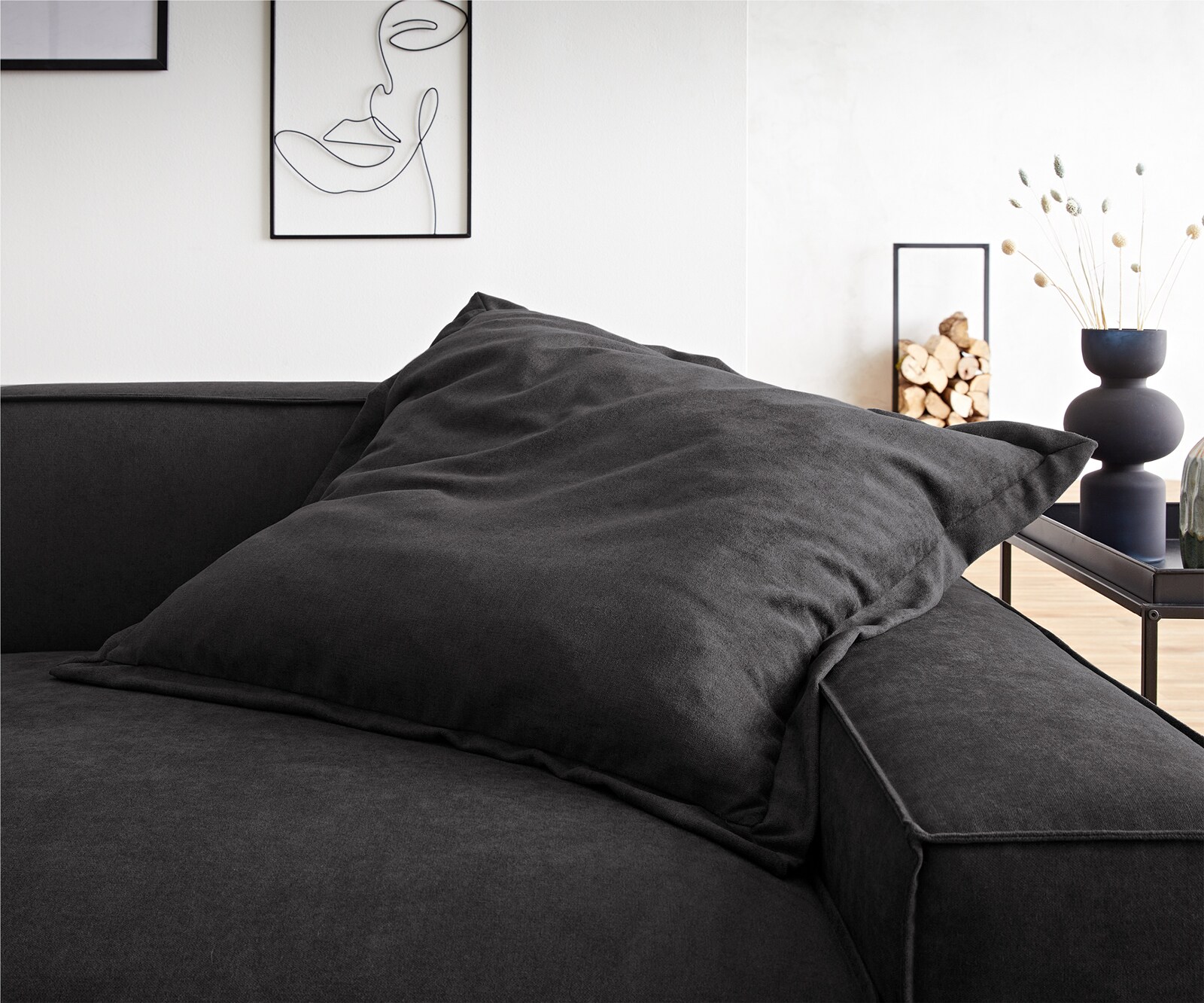 Sierkussen Sirpio XL 85x85 microvezel zwart