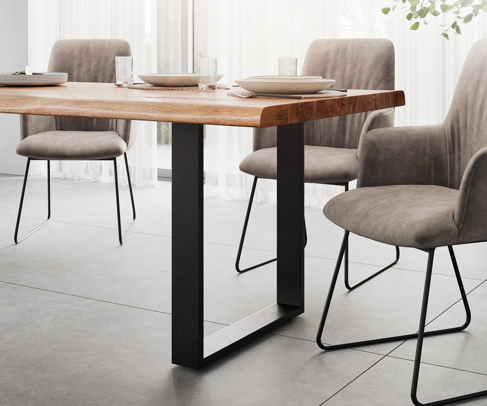 Eettafel Classic-Edge 260x100 acacia natuur frame hoekig metaal zwart 4 Eettafel Classic-Edge 260x100 acacia natuur frame hoekig metaal zwart 4