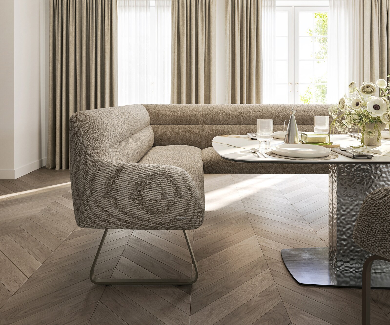 Eetkamerbank Taya-Flex 285x190 cm bouclé mud platte sledebasis afwerking met titaniumeffect pocketvering rechts 5