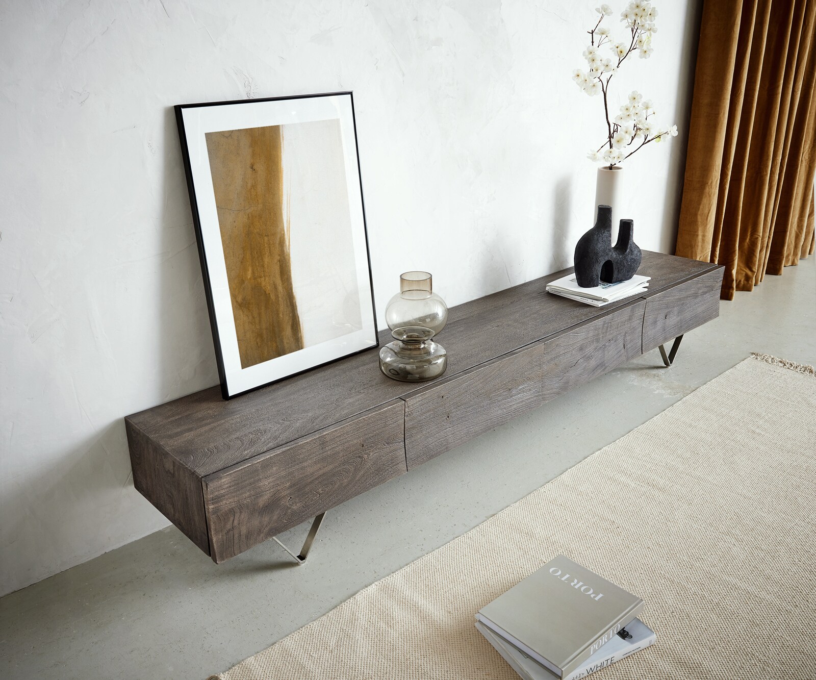 Tv-meubel Wyatt 220 cm acacia platina 4 laden V-poot roestvrij staal 4