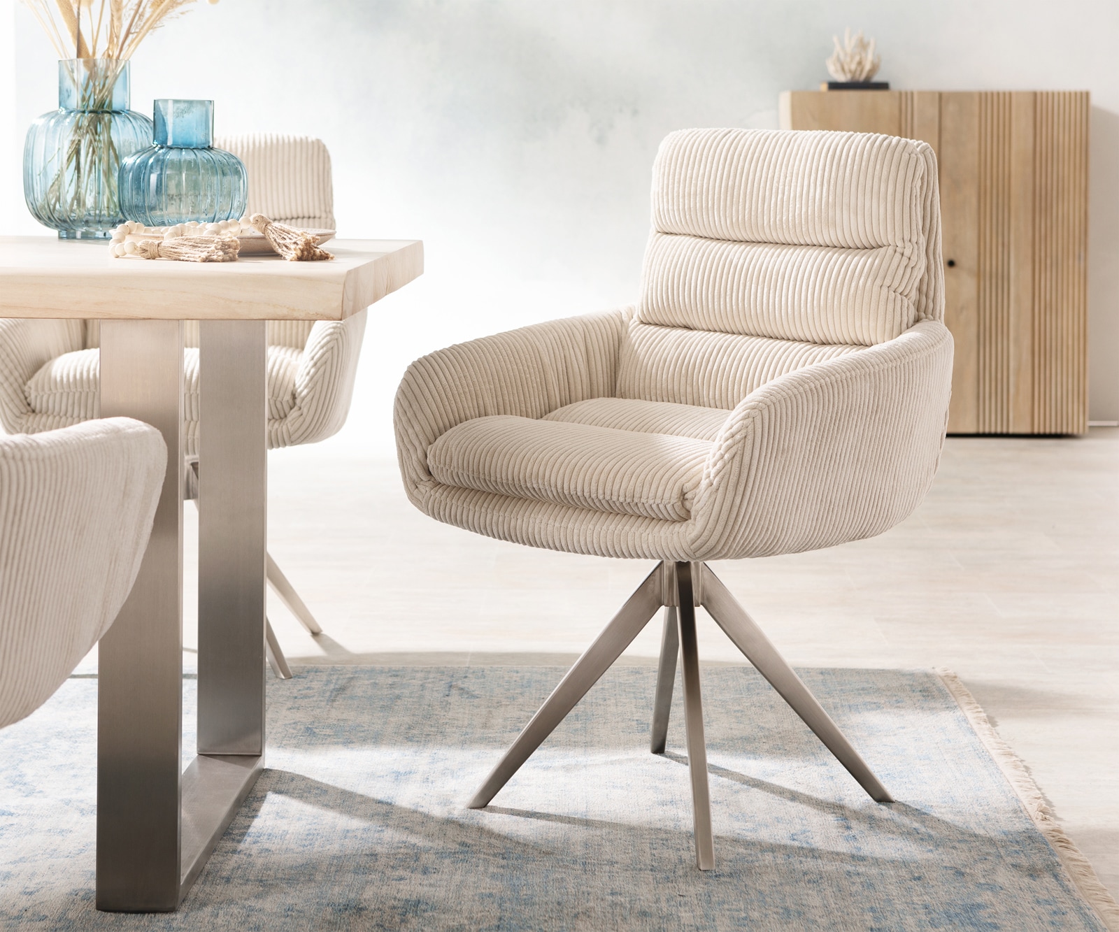 Eetkamerstoel Abelia-Flex met armleuning koord beige kruisframe hoekig roestvrij staal Eetkamerstoel Abelia-Flex met armleuning koord beige kruisframe hoekig roestvrij staal