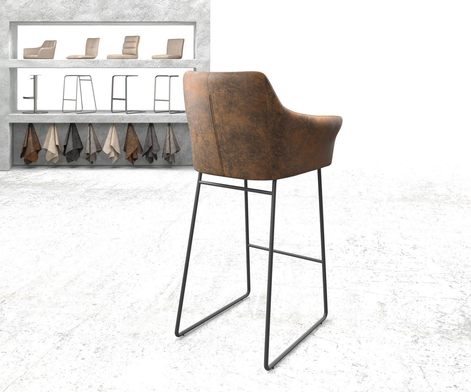 Barstoel Yulo-Flex vintage bruin slipframe metaal 2 Barstoel Yulo-Flex vintage bruin slipframe metaal 2