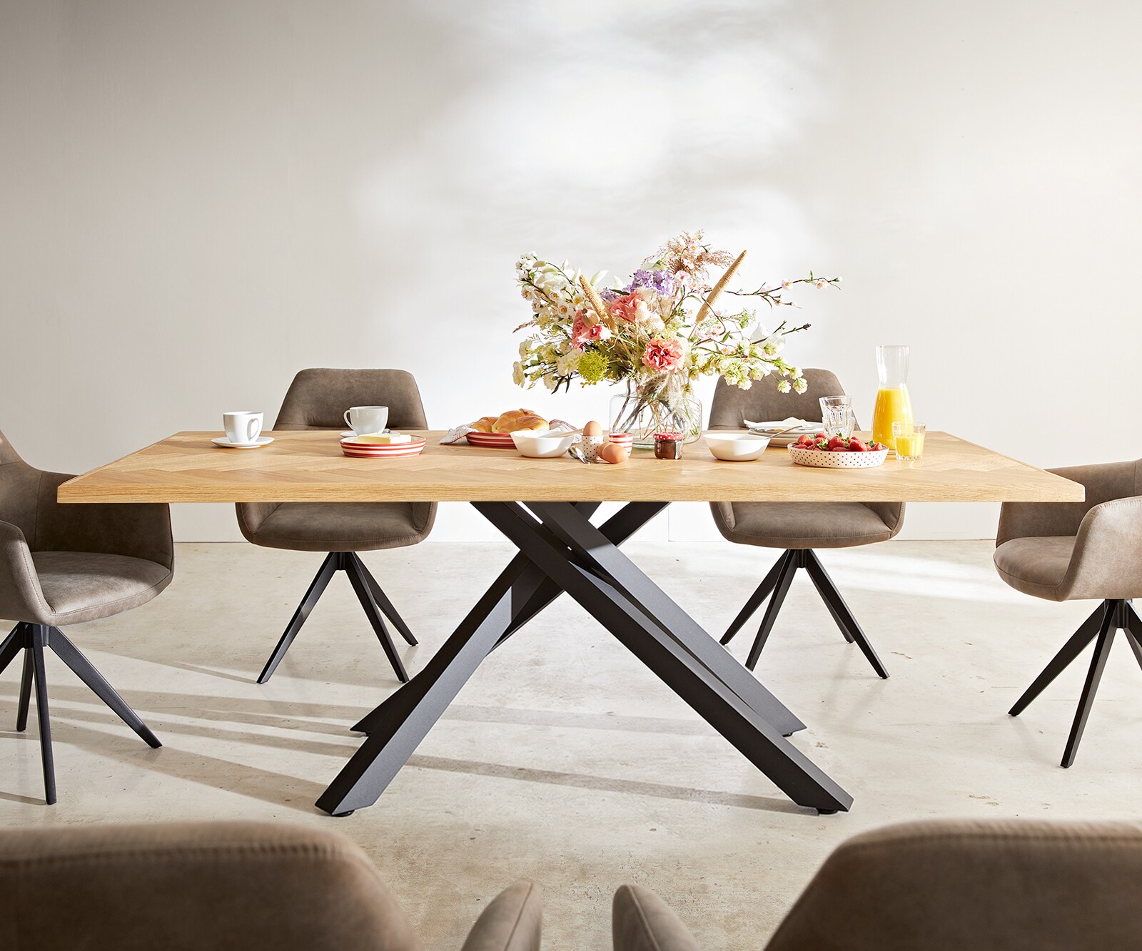 Eettafel Edge-Pure 200x100 eiken natuur Fishbone kruisframe rechthoek zwart 5